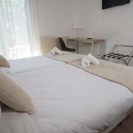 Pyrene Otel 3*